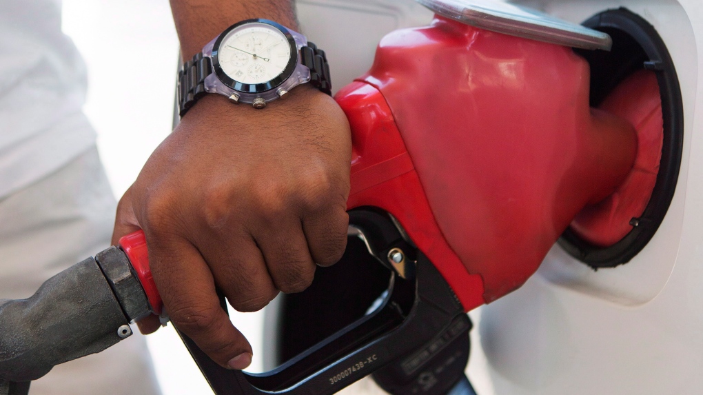NDP presenta proyecto de ley para aumentar temporalmente los impuestos provinciales a los combustibles