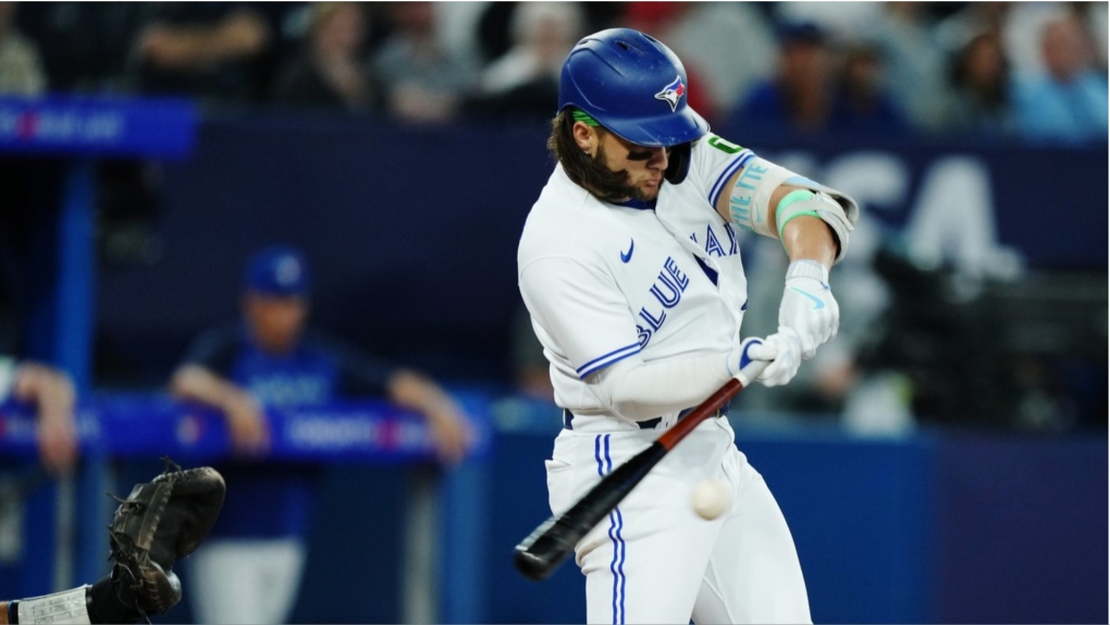 Blue Jays win 5-4 against Royals to kick off 10-game homestand