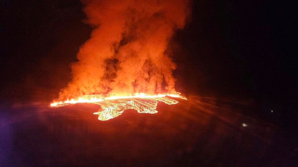 Erupción volcánica en el suroeste de Islandia