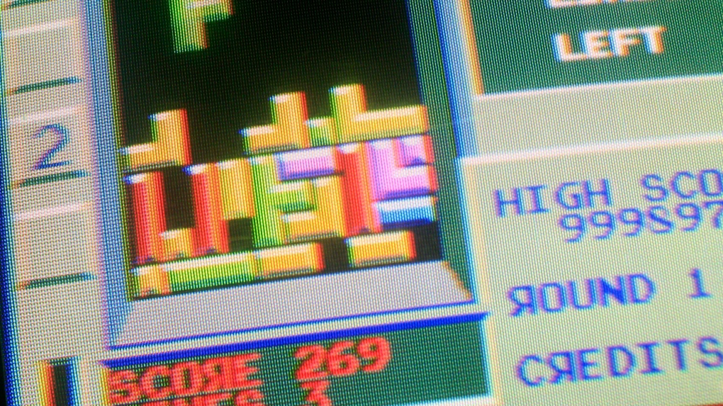 L'adolescente riesce finalmente a sconfiggere il gioco imbattibile: Tetris