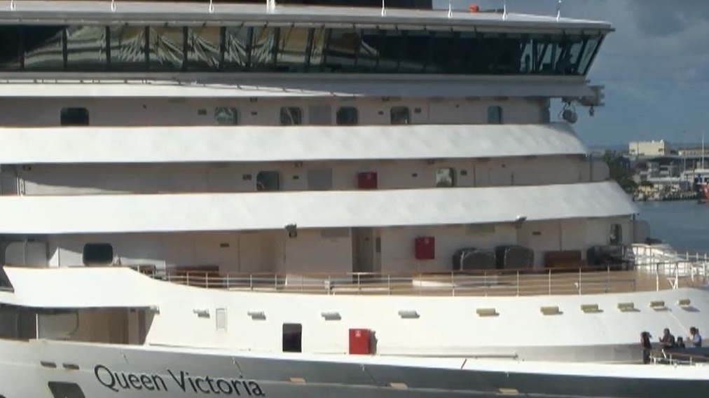 Cruise ship with gastrointestinal illnesses docks in Honolulu