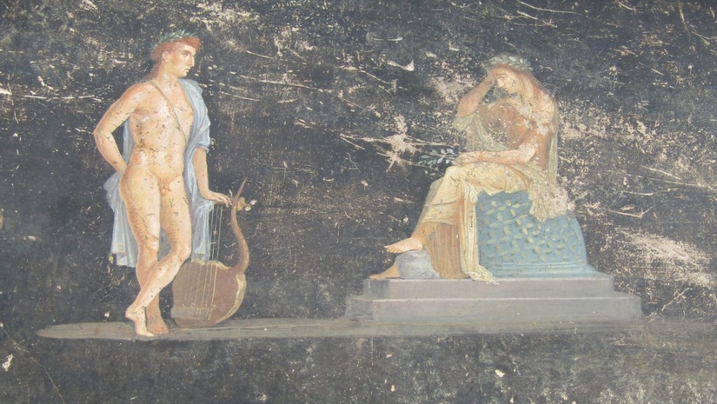 Stunning frescoes of mythological characters uncovered in Pompeii