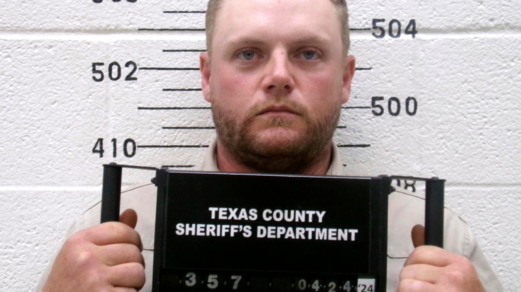 Oklahoma prosecutors charge fifth member of anti-government group in Kansas women's killings