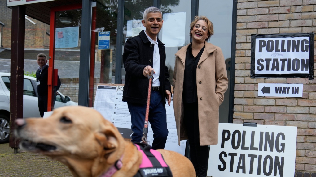 Primarul laburist al Londrei, Sadiq Khan, revendică câștigarea unui al treilea mandat