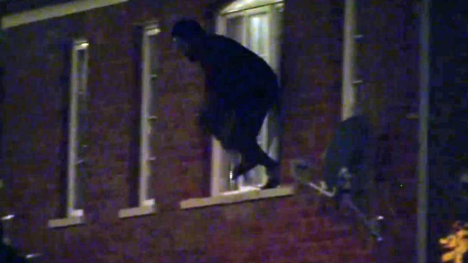 Extended: Suspect jumps from second-floor window