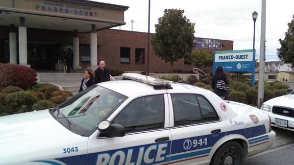 Police lockdown Franco-Ouest high school on Seyton Drive in Bells Corners, Thursday, Oct. 21, 2010.