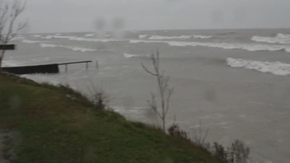 Waves slam the shores of Sarnia, Ont.