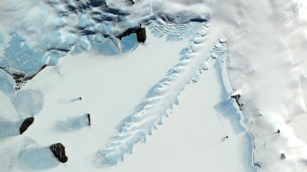 Satellite view of Erebus Glacier Tongue, Antarctica (NASA/GSFC/METI/ERSDAC/JAROS, and U.S./Japan ASTER Science Team)
