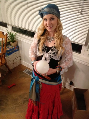 @Lark_Begin tweets in "fortune teller #Halloween costume :)"