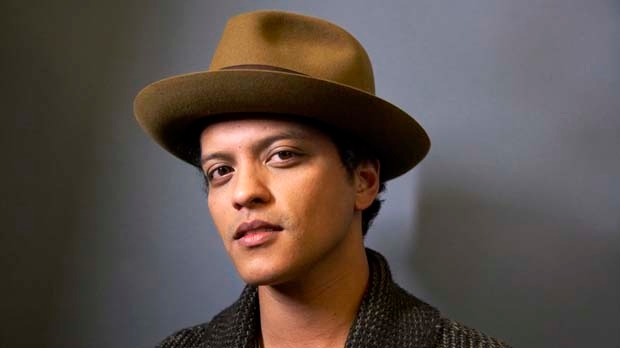 Singer Bruno Mars SNL new album Unorthodox Jukebox