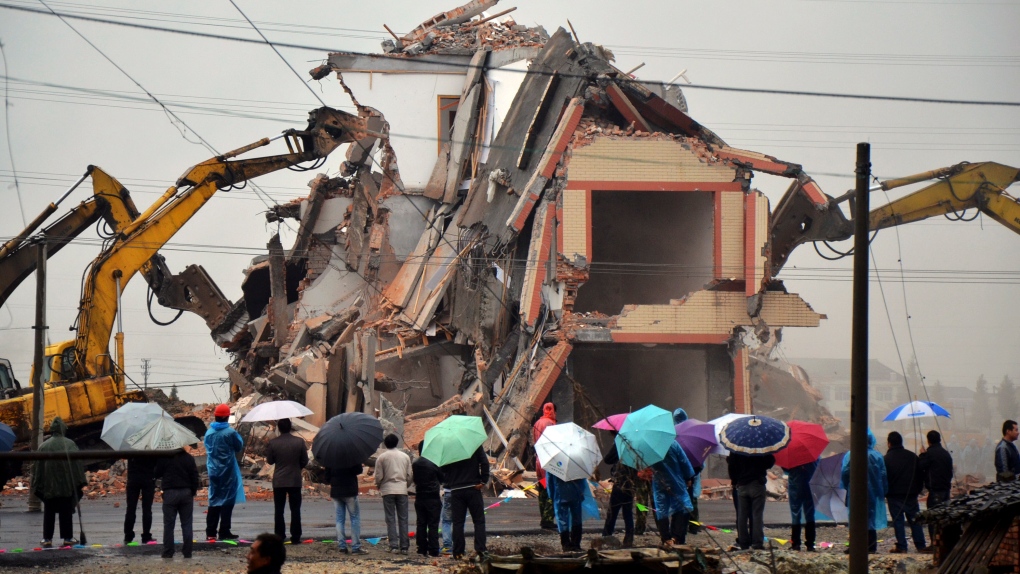 Luo Baogen's house demolished