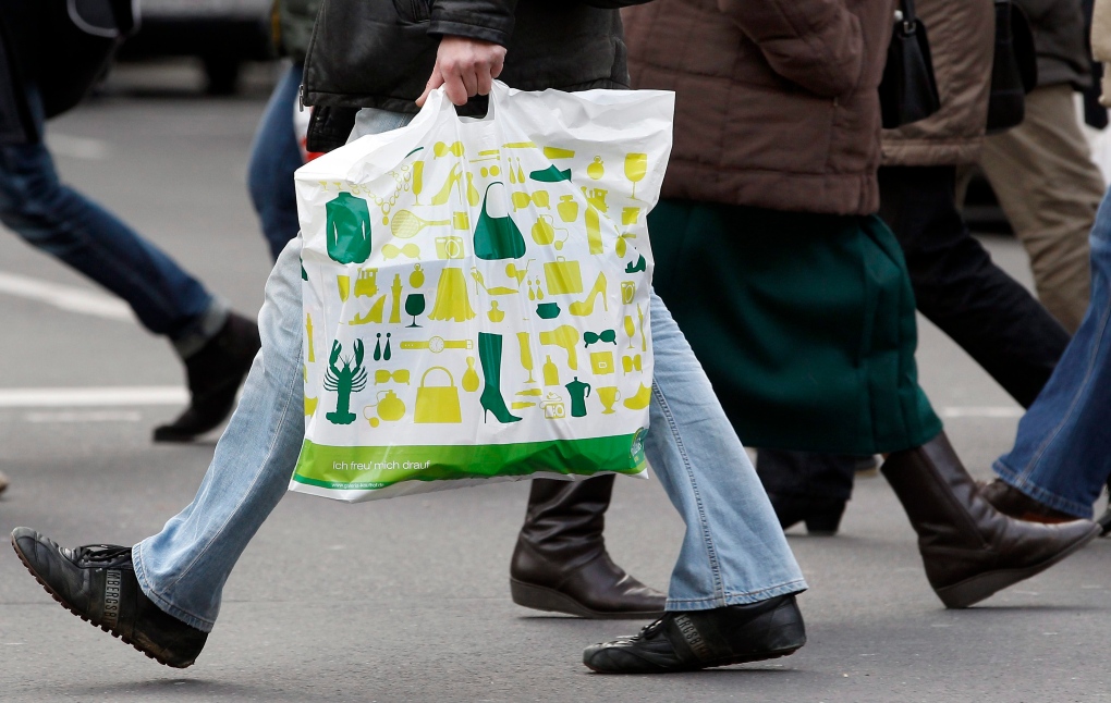 Retail sales slipped in Germany in 2012