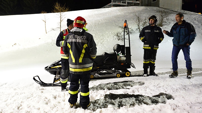 6 dead in snowmobile accident Italy