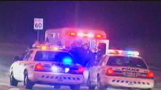 Toronto police officer injured foot pursuit