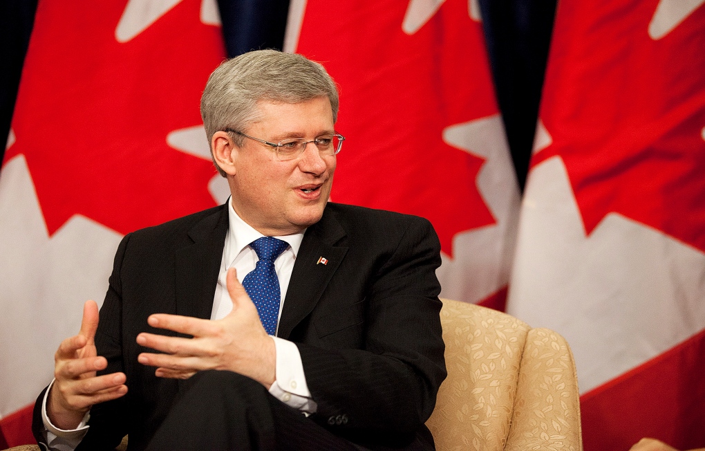 Harper discusses economy with business leaders