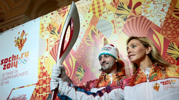 Sochi 2014 relay torch uniform Winter Olympics
