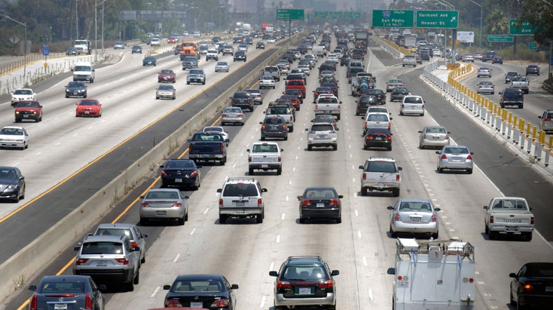 Traffic stacks up on the eastbound Santa Monica Freeway in Los Angeles Thursday July 3, 2008, as residents of Southern California leave work to start their holiday weekend. (AP / Kevork Djansezian)