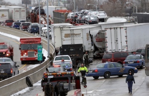 2 Canadian kids among dead after crash in Detroit 