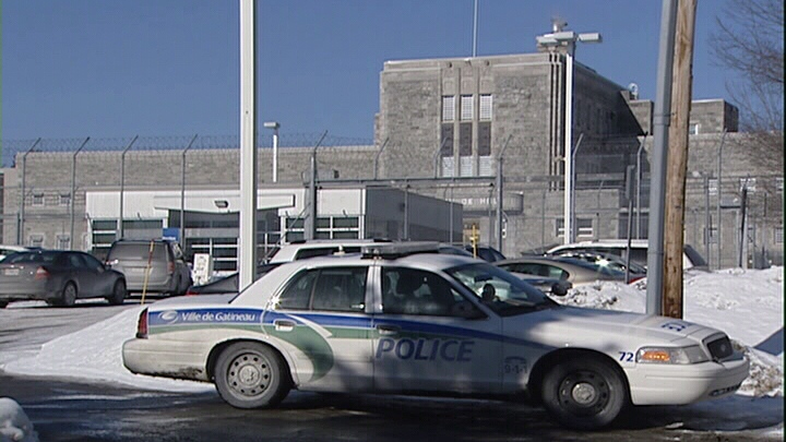 Quebec Police negotiators at Hull  jail lockdown