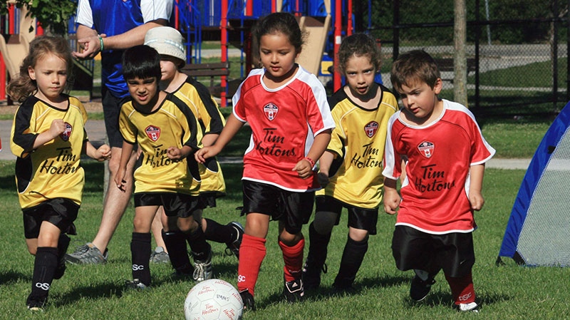Quebec soccer federation to kids with turbans: Play in 