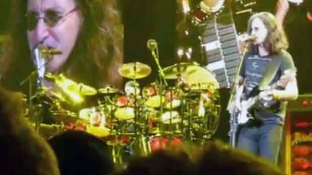 Rush, rock n roll, hall of fame, geddy lee, neil p