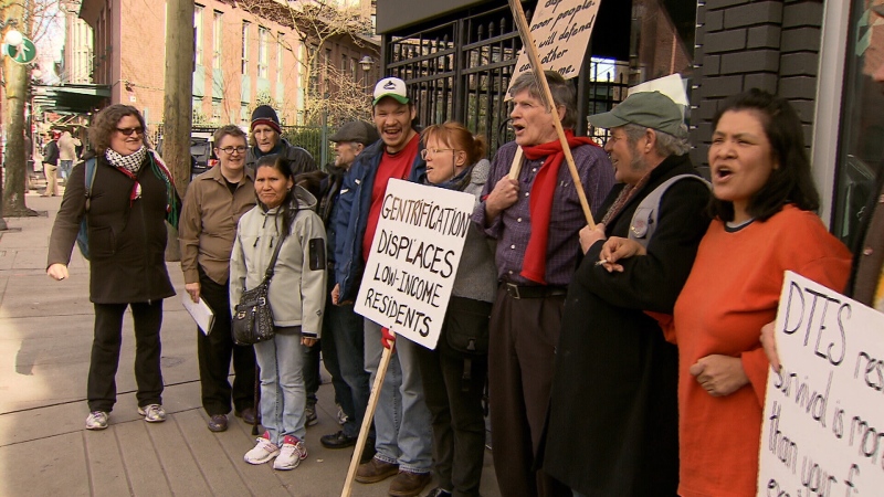 Protesters picket outside of Pidgin, a new upscale restaurant they say is helping gentrify Vancouver's Downtown Eastside. (CTV)