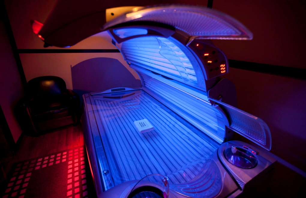 Ontario plans bill to ban tanning beds for youths