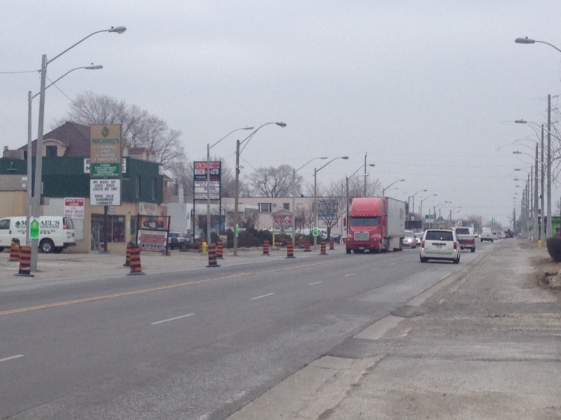 Businesses on Walker Road will be open as usual during scheduled construction in Windsor, Ont, March 15, 2013. (Gina Chung / CTV Windsor) 