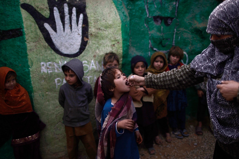 240,000 Pakistani children missed polio vaccines