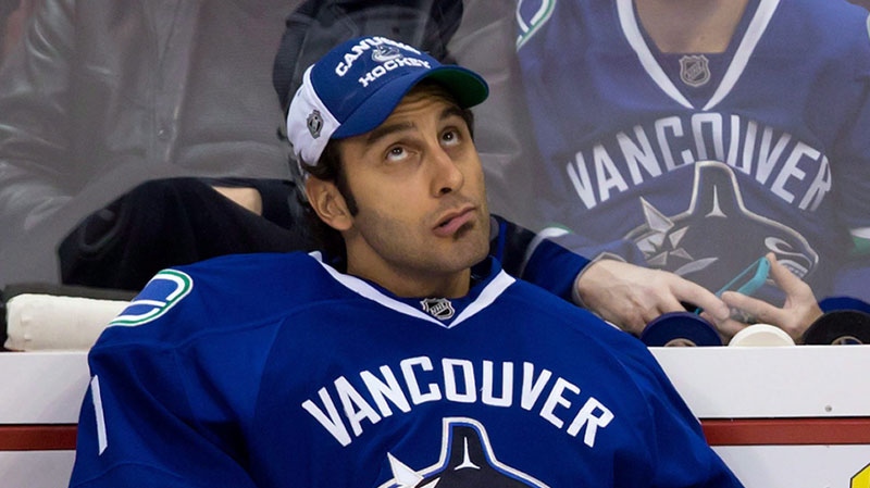 Roberto Luongo says it's 'time to move on' from Vancouver, talks