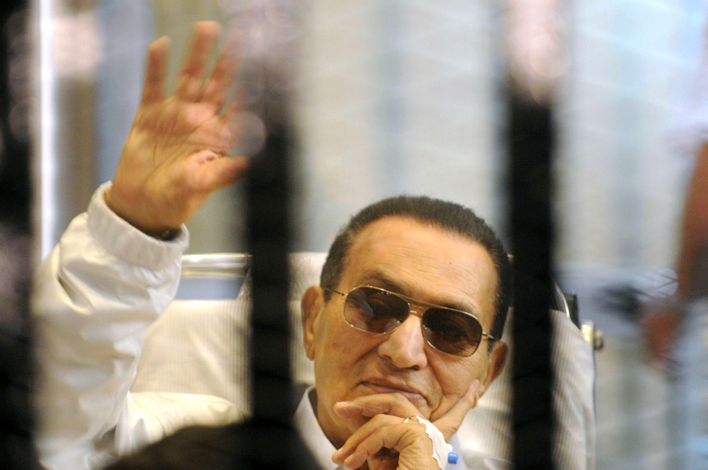 Hosni Mubarak in Egyptian court for retrial