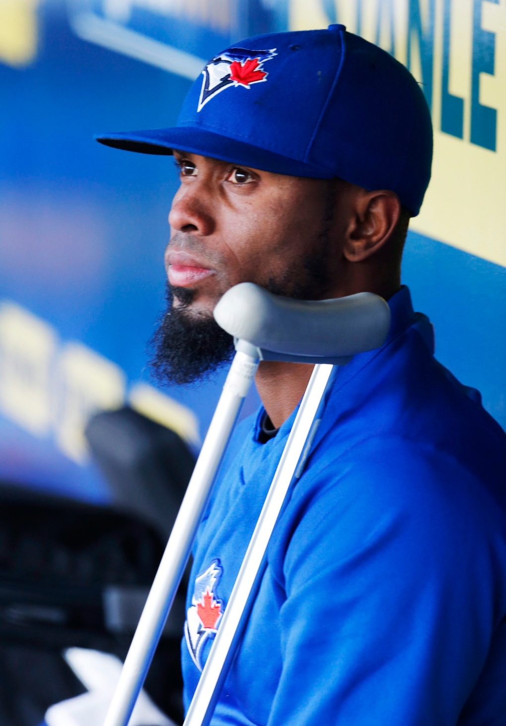 Jose Reyes swings, misses when asked in court how many