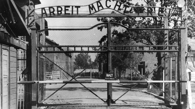 Suspected guard of Auschwitz death camp arrested