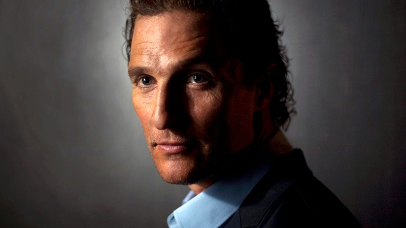 Matthew McConaughey poses in Toronto Tuesday, March 3, 2011. (Darren Calabrese / THE CANADIAN PRESS)      