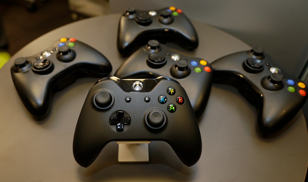 A closer look at the 3 new game consoles from Microsoft ... - 