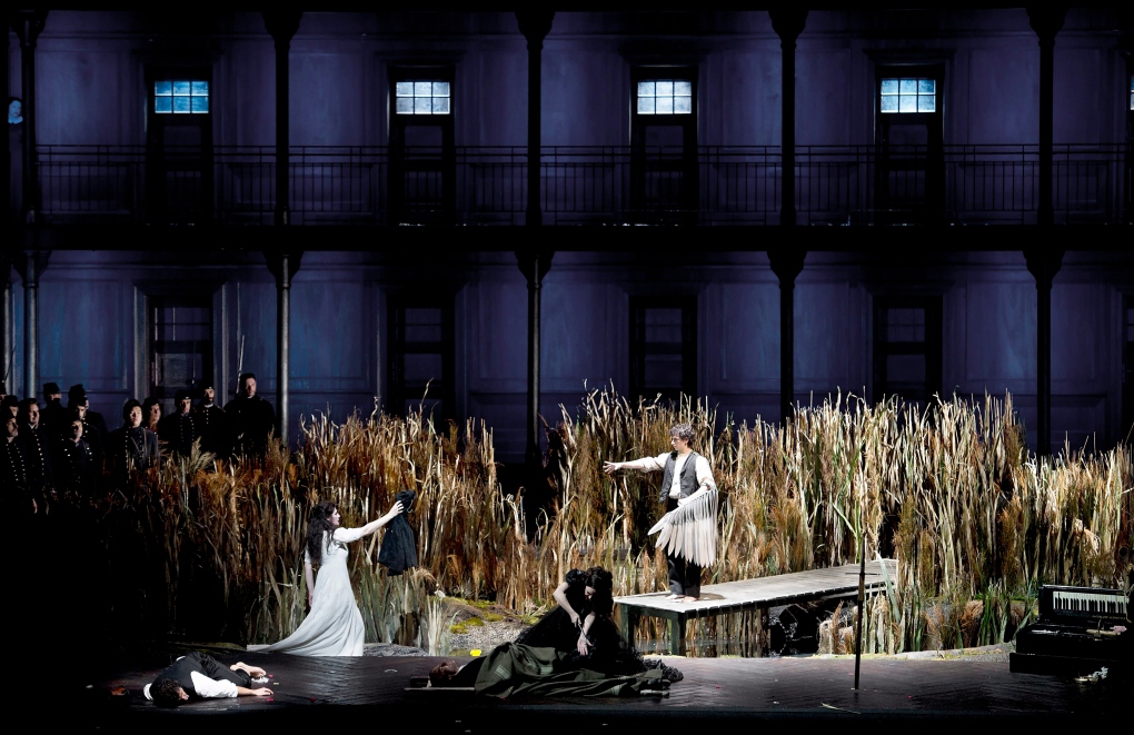 La Scala scales back on productions