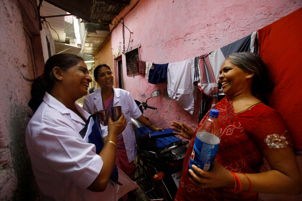 Health workers in Mumbai, India 
