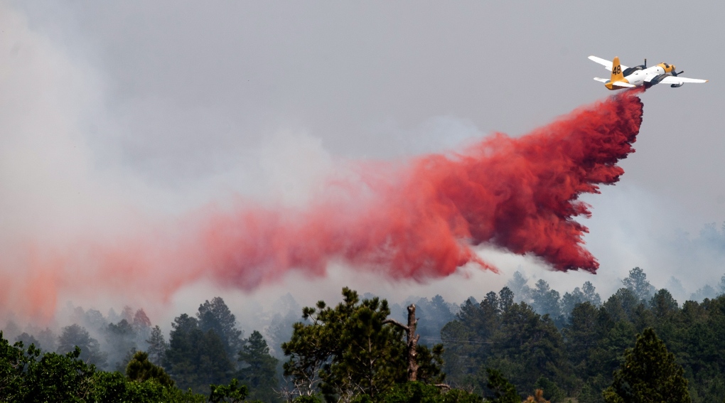 Colorado wildfires leaves two dead