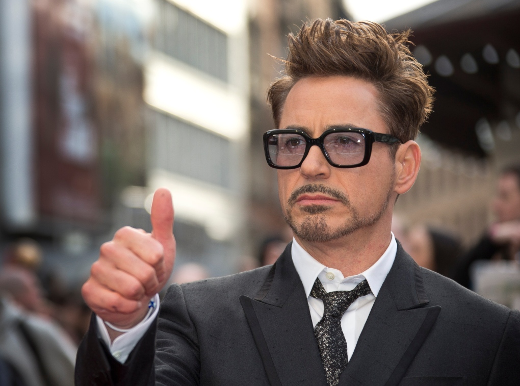 Robert Downey Jr. signs on for Avengers, Iron Man