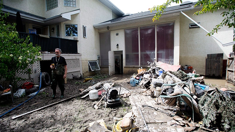How much will feds pay for Alberta floods damage?