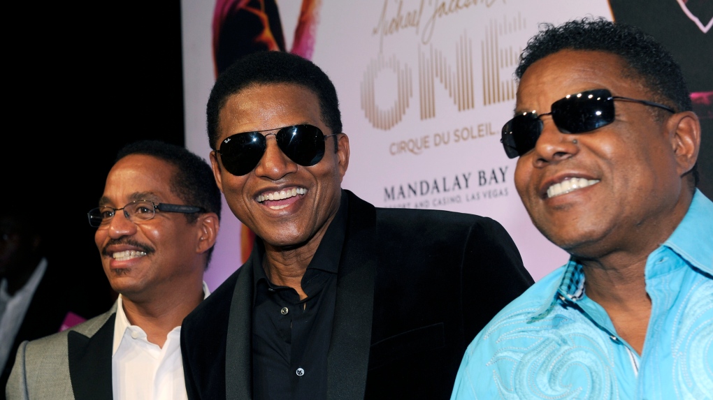 Jacksons attend premiere of Michael Jackson ONE