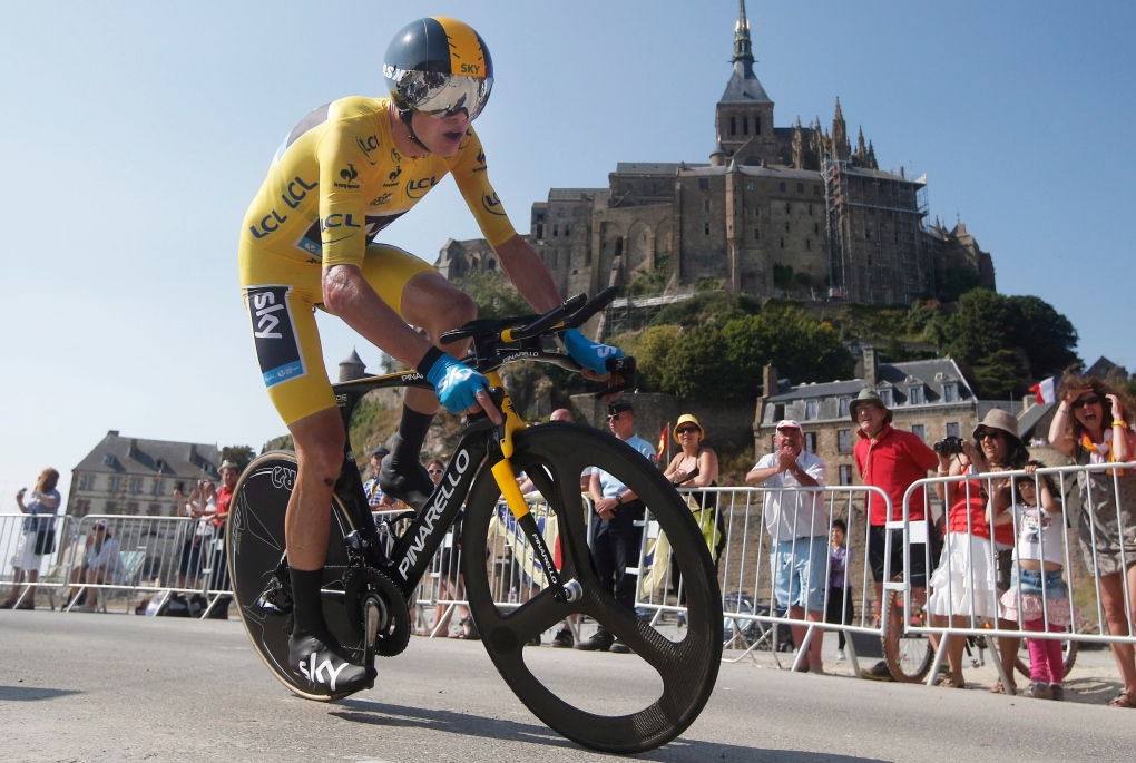 Chris Froome defends Tour de France lead
