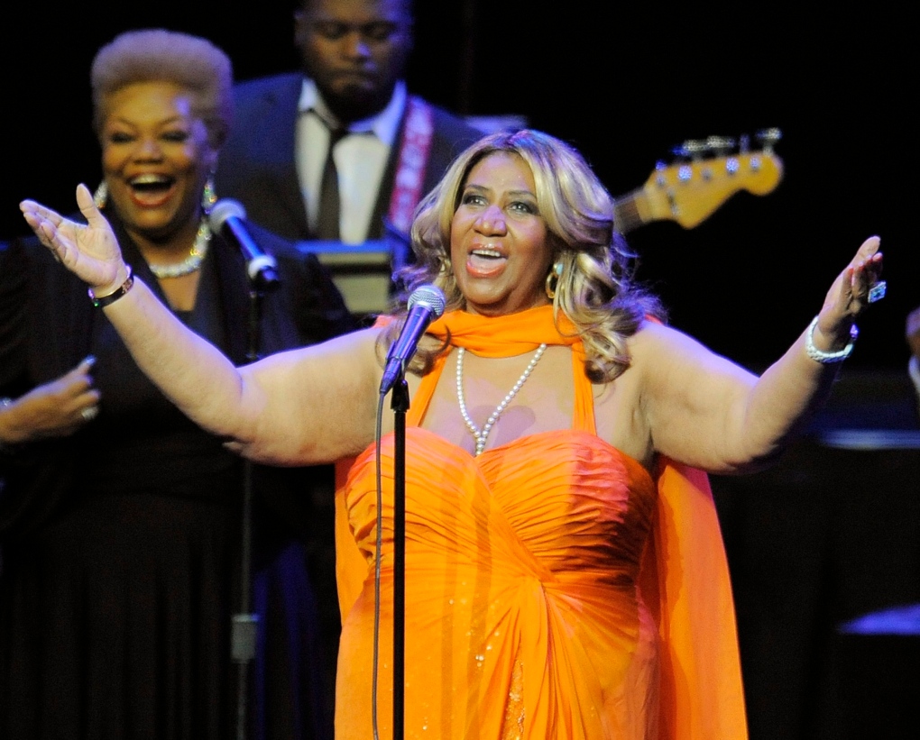 Aretha Franklin performing at the NOKIA Theatre