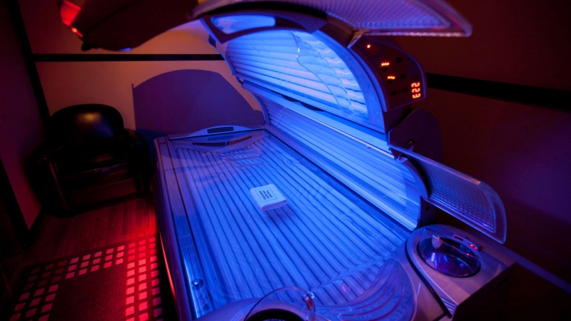 A tanning bed is shown in North Vancouver, B.C. Tuesday, March, 20, 2012. (Jonathan Hayward / THE CANADIAN PRESS)