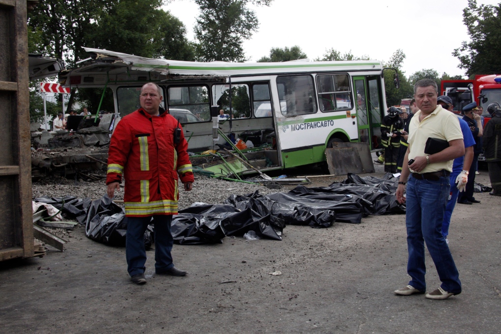 18 killed in bus crash outside Moscow