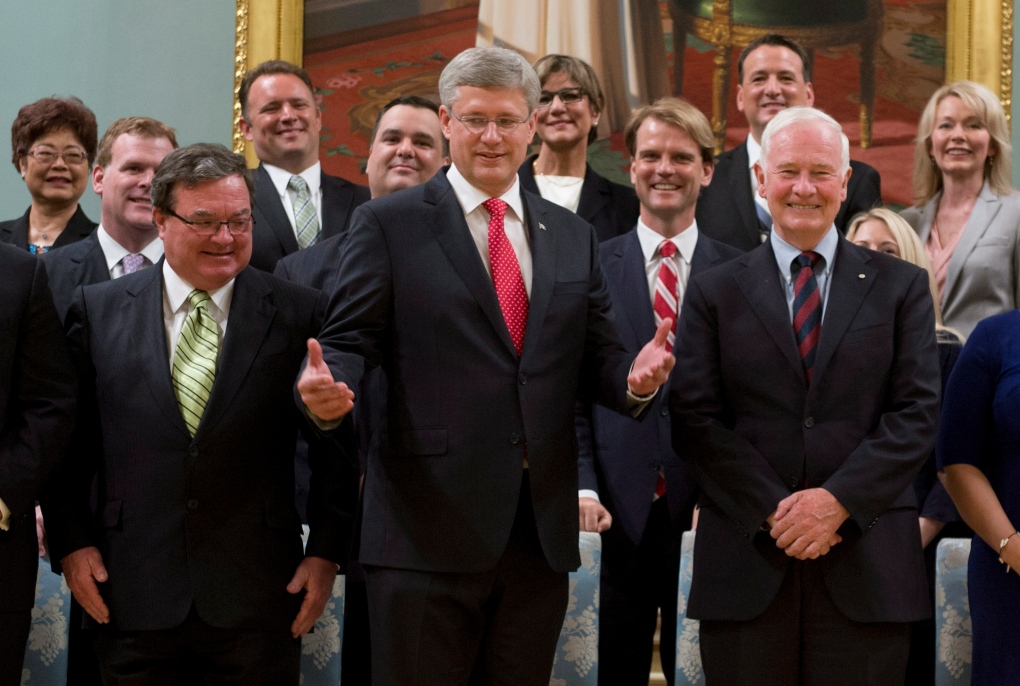Harper ranks 38th in tally of world leaders' Twitter followers