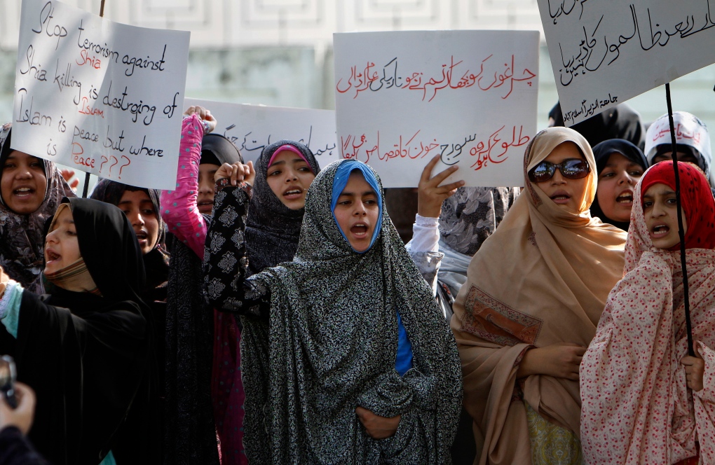 Shiite Muslim women rally in Islamabad