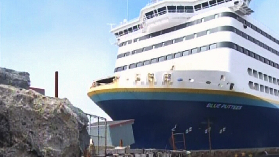 Passenger ferry strikes wharf in Newfoundland