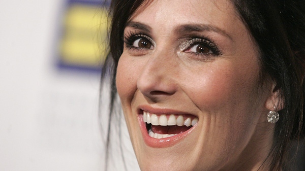 In this March 15, 2008 file photo, Ricki Lake poses on the press line at the Human Rights Campaign gala in Los Angeles. (AP Photo/Dan Steinberg)