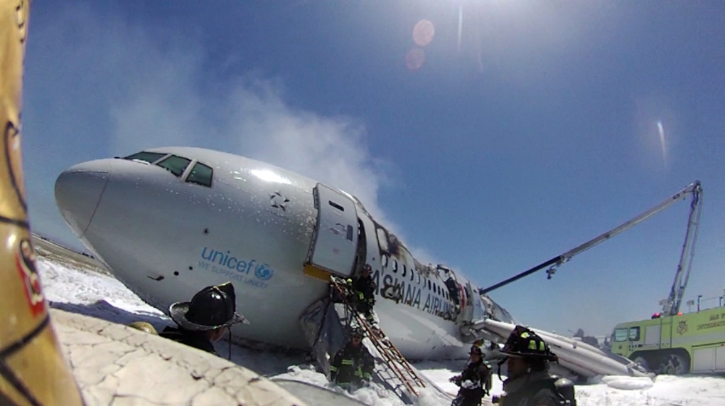 Asiana Flight 214 crash from helmet-cam